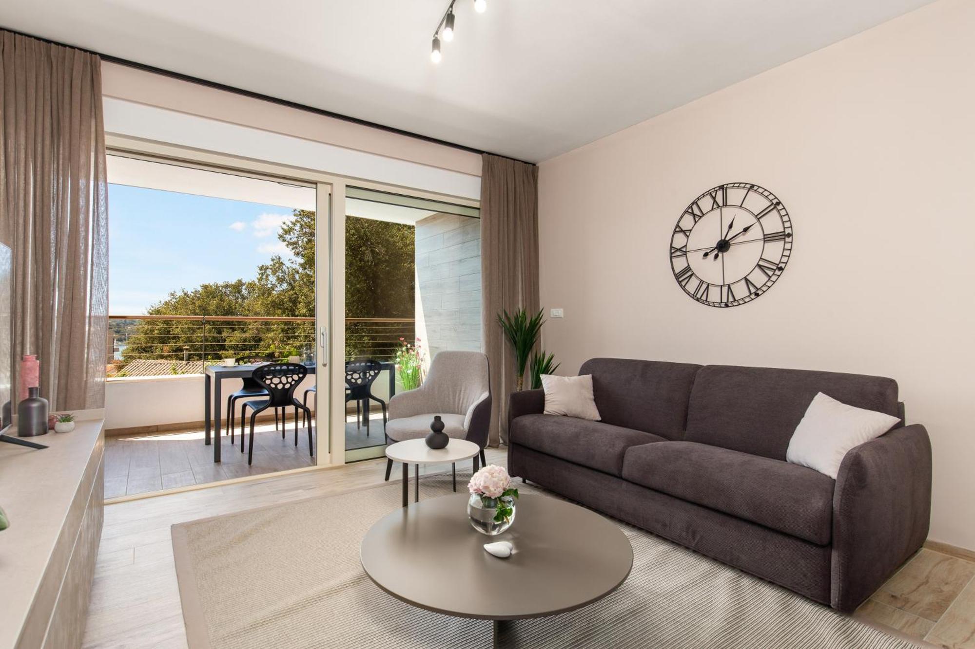 Apartment Hana بيشكانا أوفالا المظهر الخارجي الصورة